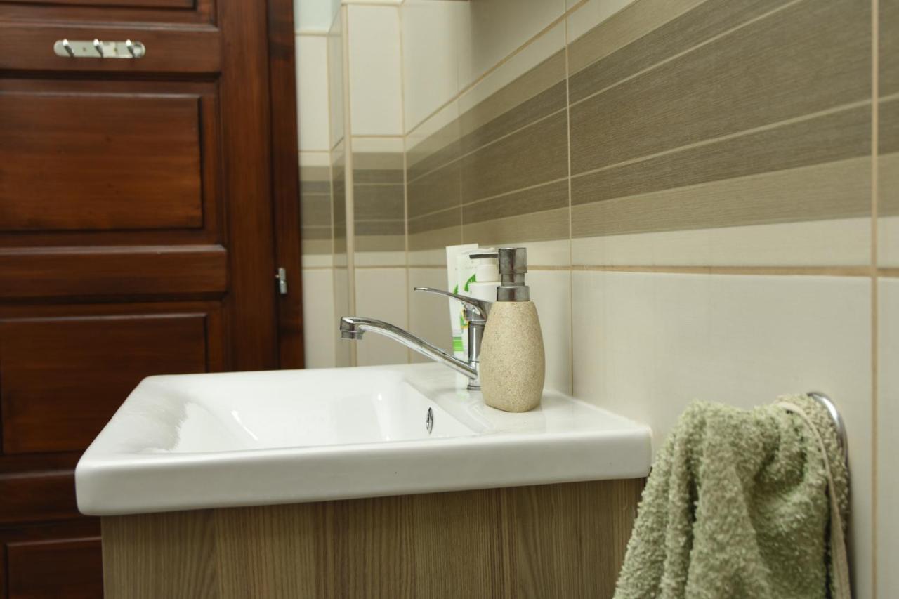 Apartman Woolf Senta Exterior foto